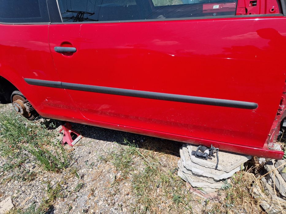 Врати и капак за голф 5