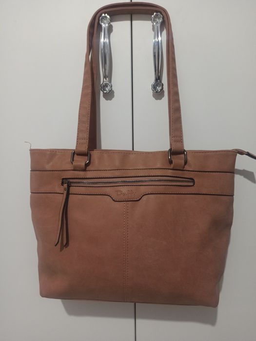 Дамски раници и чанти