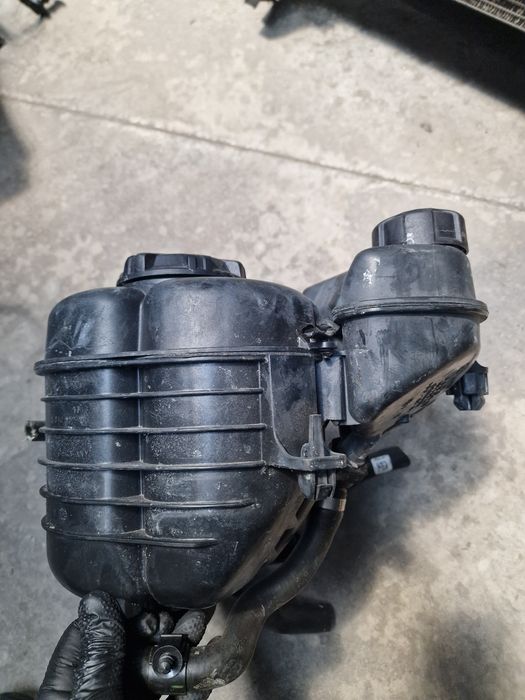 Vas expansiune bmw g20 g21 g22 g26 g30 g31 g01 g02 g11 g12 b47 b57 b48 b58
