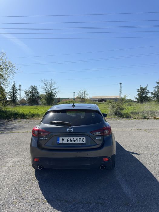 Мазда 3 skyacrive 2.2 2014