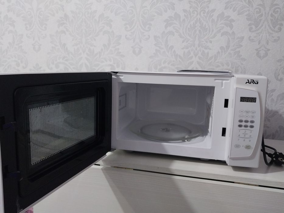 Продам Микроволновую печь