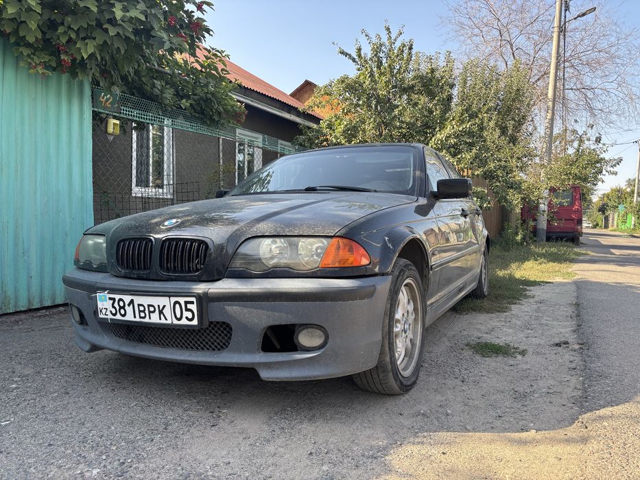 Продам машину  на ходу  бмв е46