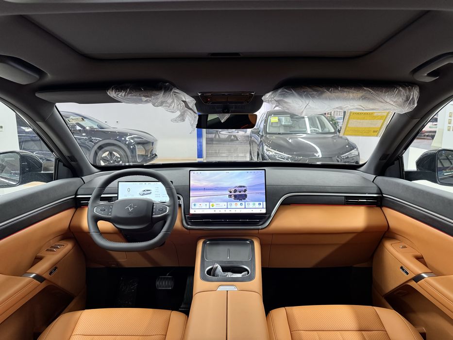 Dongfeng EP008 610 km Restayling