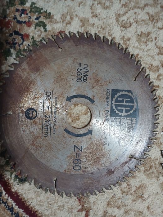 Диски по дереву 230. и 184