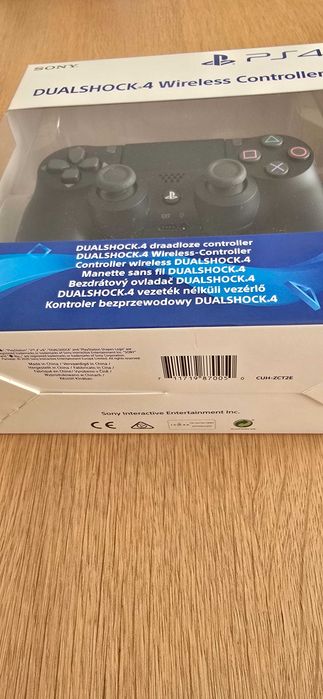 Безжични контролери DUALSHOCK®4 - PlayStation