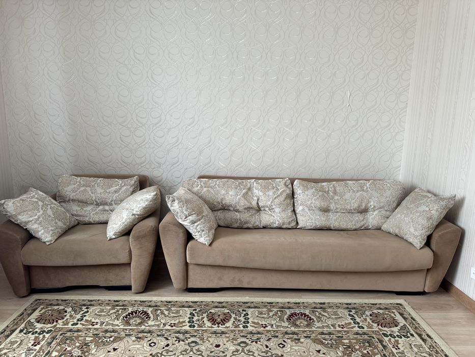 Продам диван раскладной с креслом