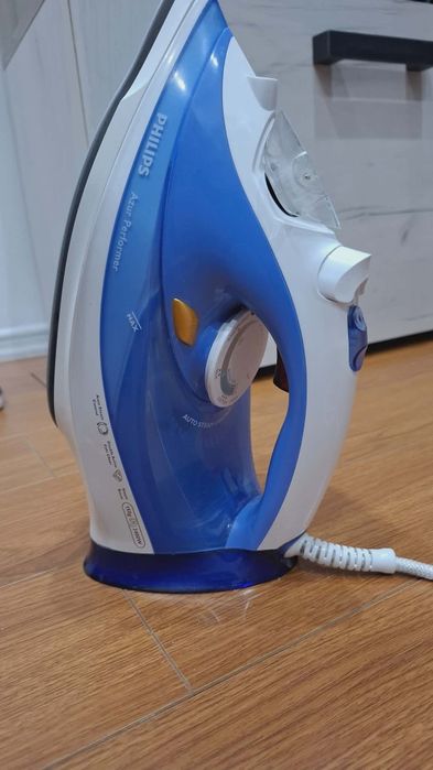 Fier de calcat Philips