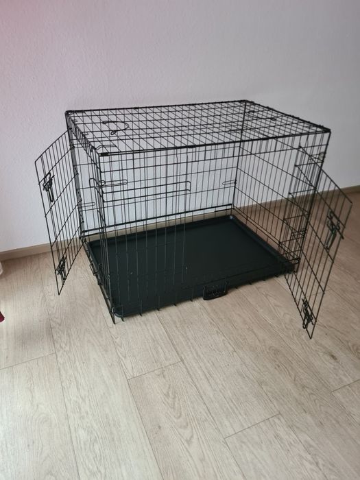 Vând cușcă pentru câini