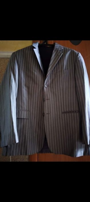 Продам костюм мужской