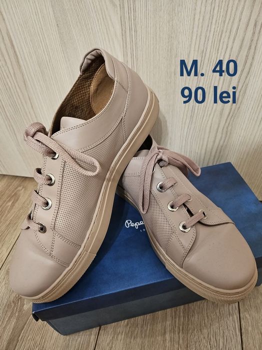 Pantofi, ghete, teniși