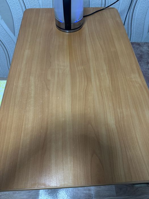 Продам кухонный диван со столом