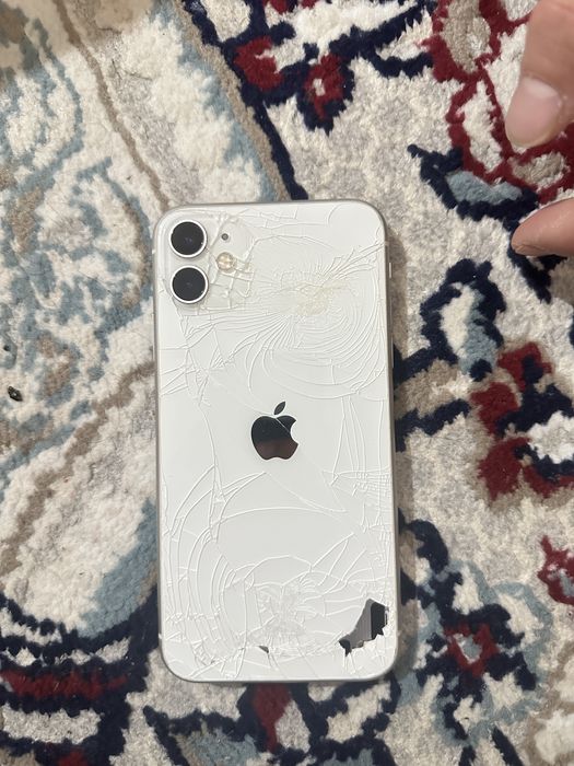 Iphone 11 продается