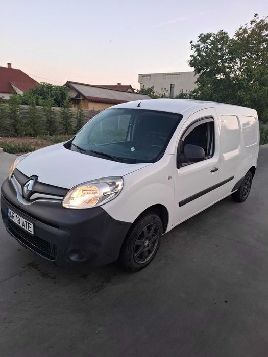 Autoutilitara renault kangoo