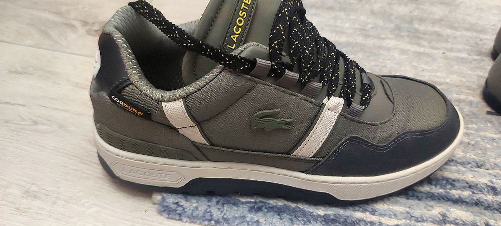 Adidasi lacoste barbati