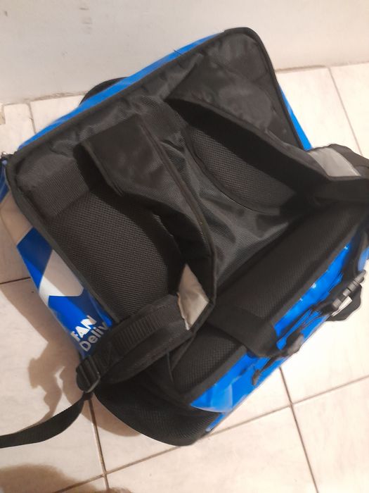 Geanta fan delivery