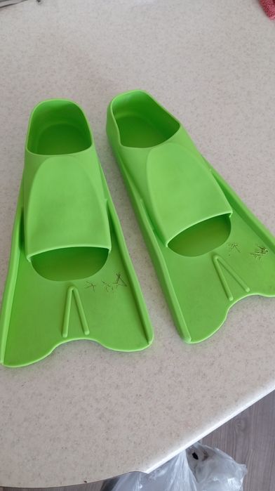 Продам ласты детские