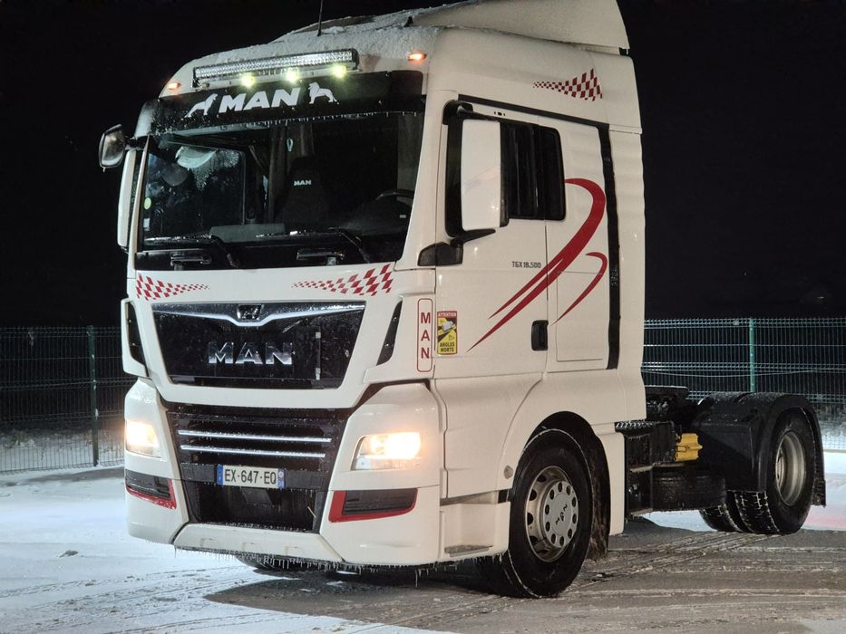 Cap tractor MAN TGX 500