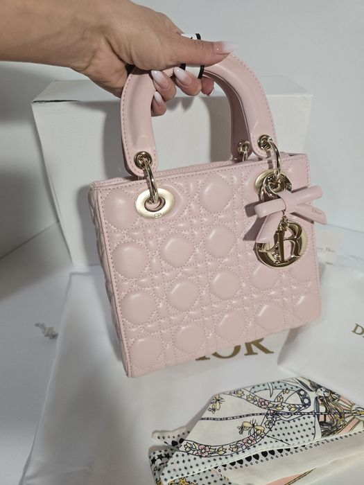 Налична чанта Lady Dior Soupir Pink