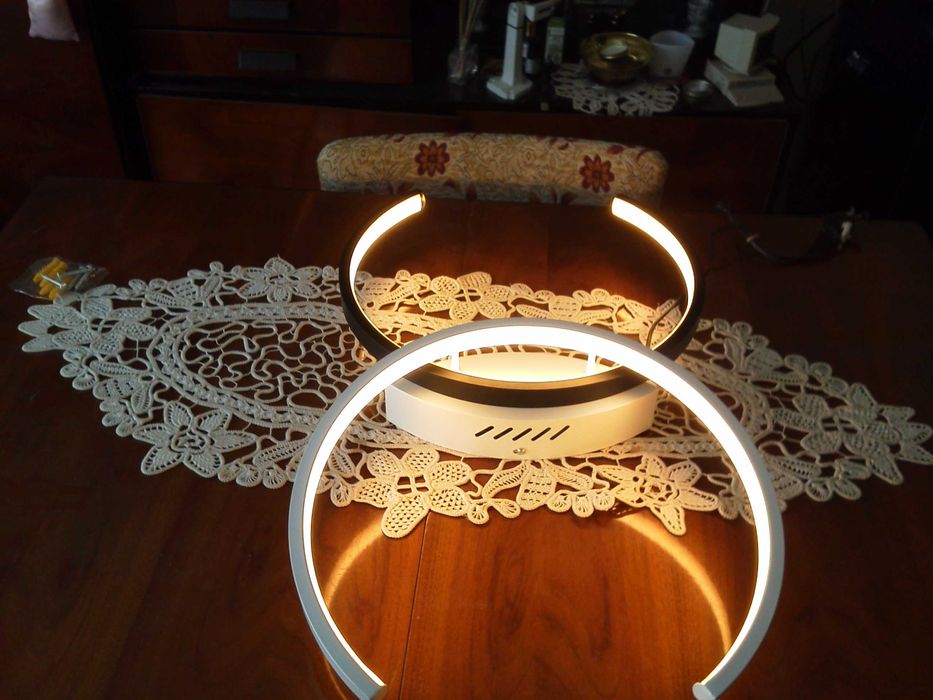 Corpuri (lampi) iluminat cu senzori-Priza Programabila.