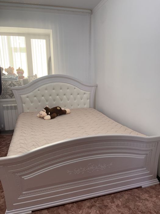 Б/у спальный гарнитур