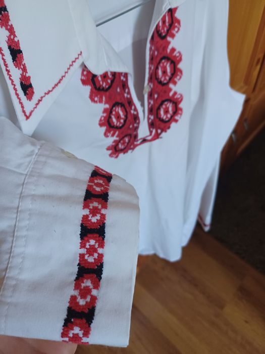 Мъжка фолклорна риза
