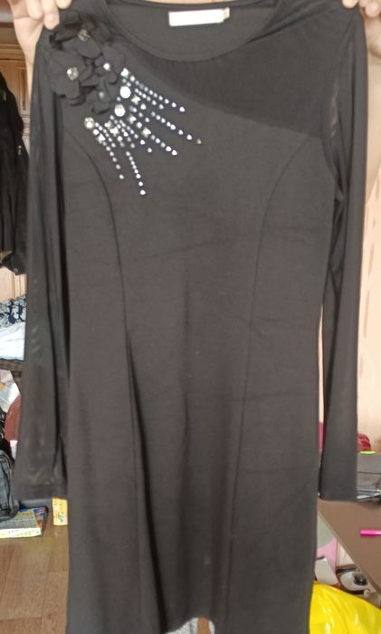 Продам детские платья