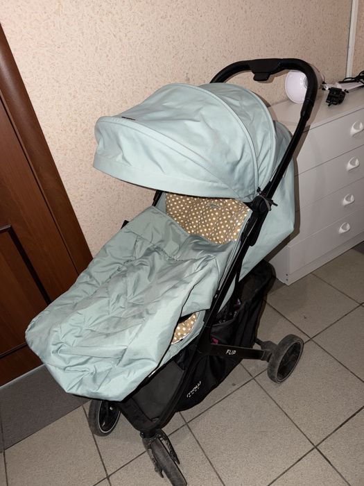 Продам детскую коляску