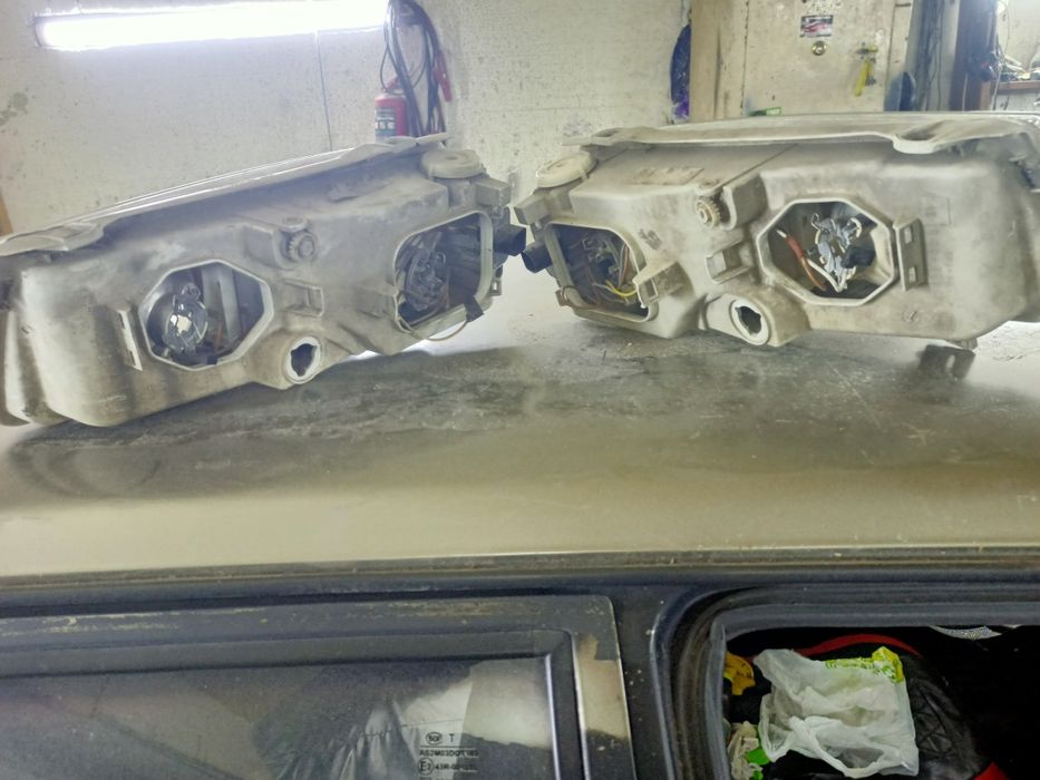 Продам фары пассат б4