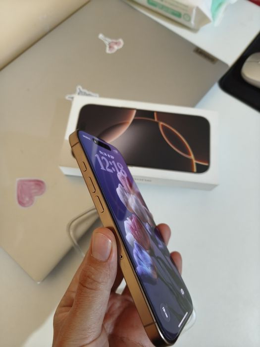 iPhone 16pro 512gb