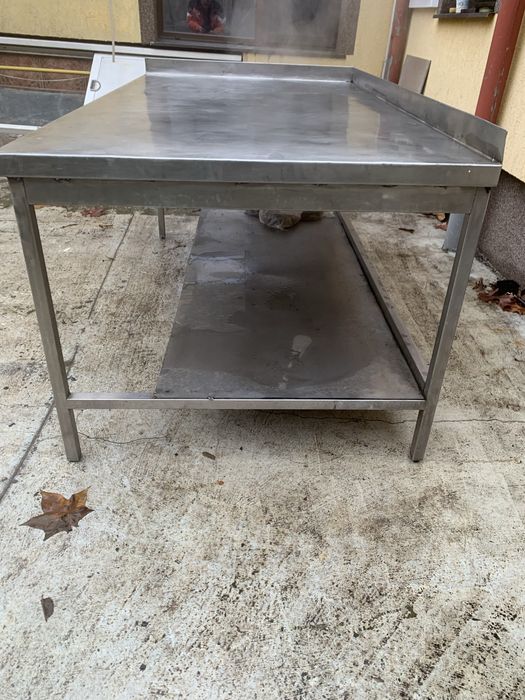 Masa de inox 1750x950 mm.