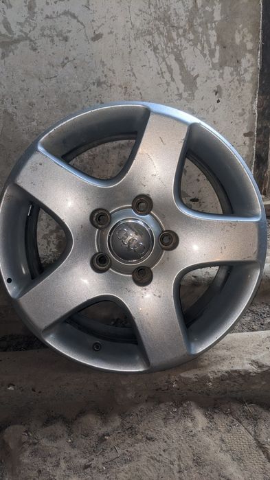 Диски на Audi Touareg
