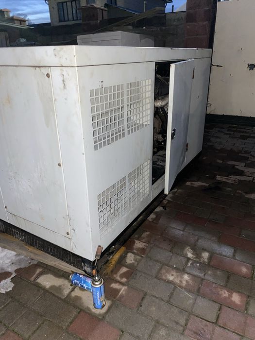 Продам генератор дизель