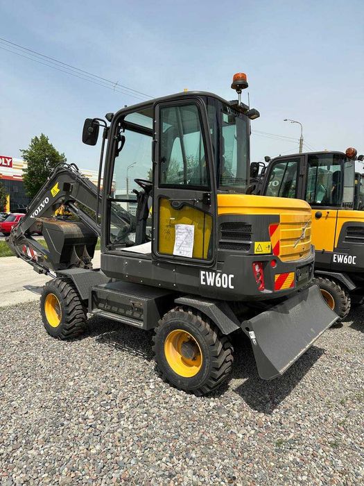 Колесный экскаватор VOLVO EW60C в отличном состоянии