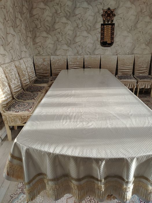 Стол 3-3.5 м, 12 стульев