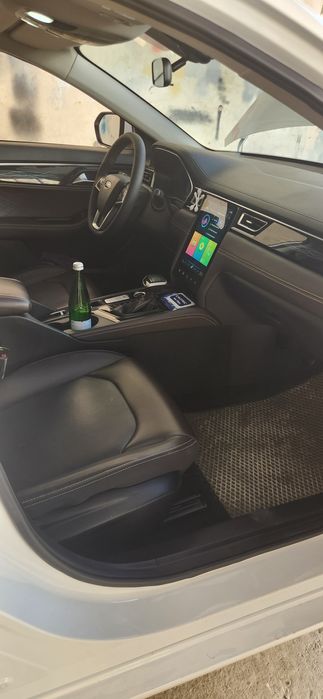 JAC J7  srochniy sotiladi