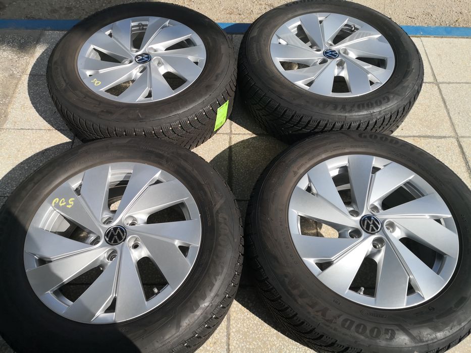 5х112 фолксваген шкода 5x112 volkswagen vw skoda 17 цола 215 65 17 като нови