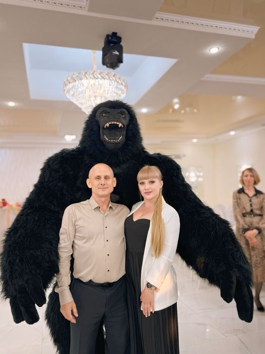 Ведущие+живой вокал