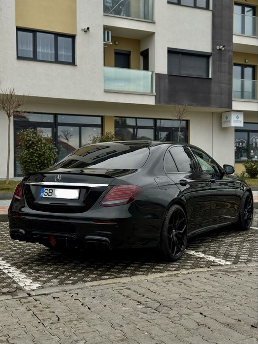 Mercedes-Benz E Class, 2.0Benzina, 270cp , AMG, 9G-Tronic, 120.000km