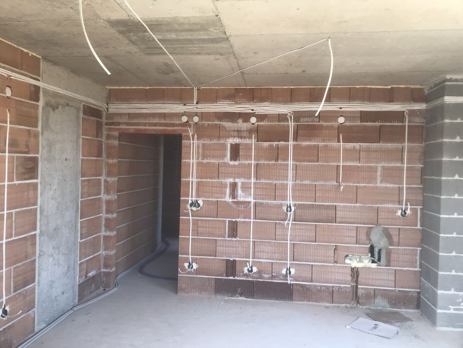 Елтехник Пловдив по домовете,Електро услуги,Електротехник Пловдив