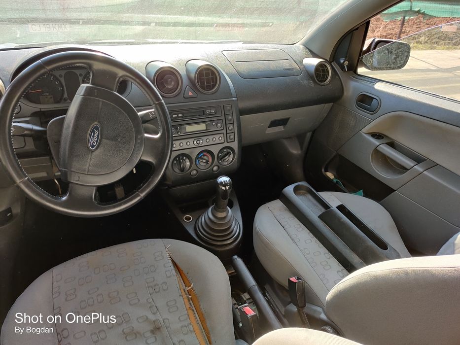Vindem piese rezultate din dezmembrarea unui Ford Fiesta