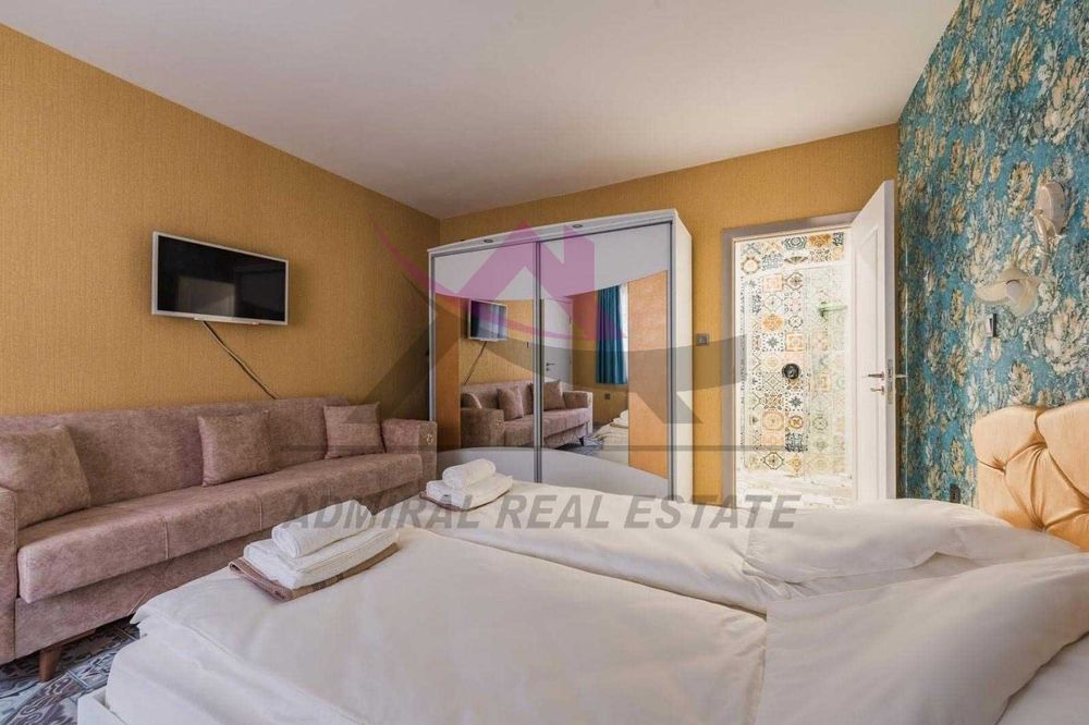 Дава се под наем Къща в с. Здравец, Област Варна - 420 кв.м за 2500 € - Снимка #4