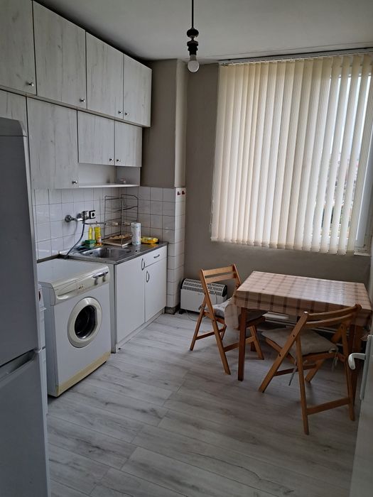 Дава се под наем Двустаен апартамент в Симитли - 65 кв.м за 229.5 € - Снимка #3