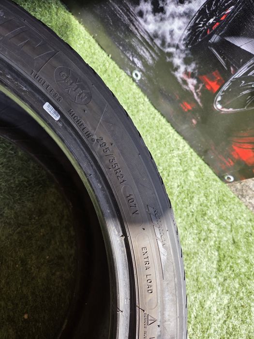 295 35 21 Michelin m+s