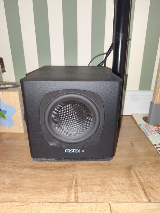 YAMAHA HS7 Студио монитори + Fostex pm-submini2 субуфер