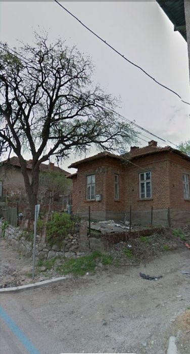 Имот с отличен потенциал на метри от реката и парка - гр. Лом