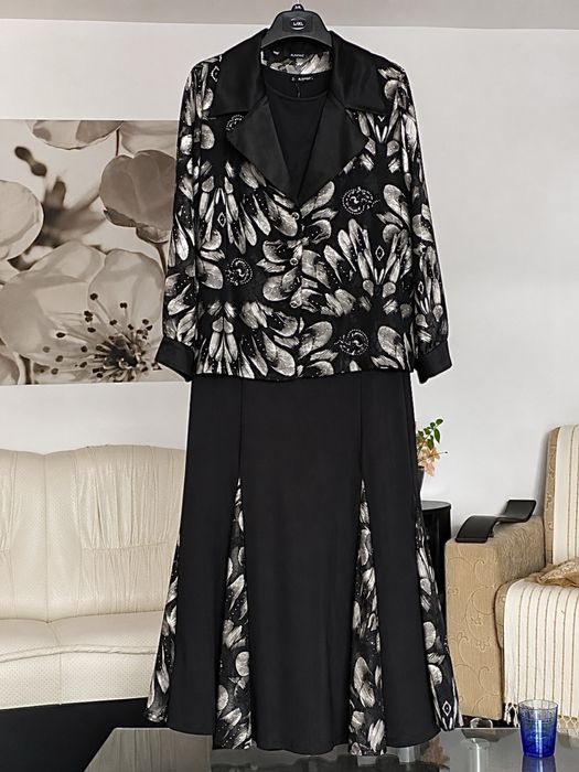 Compleu marimea xxxl