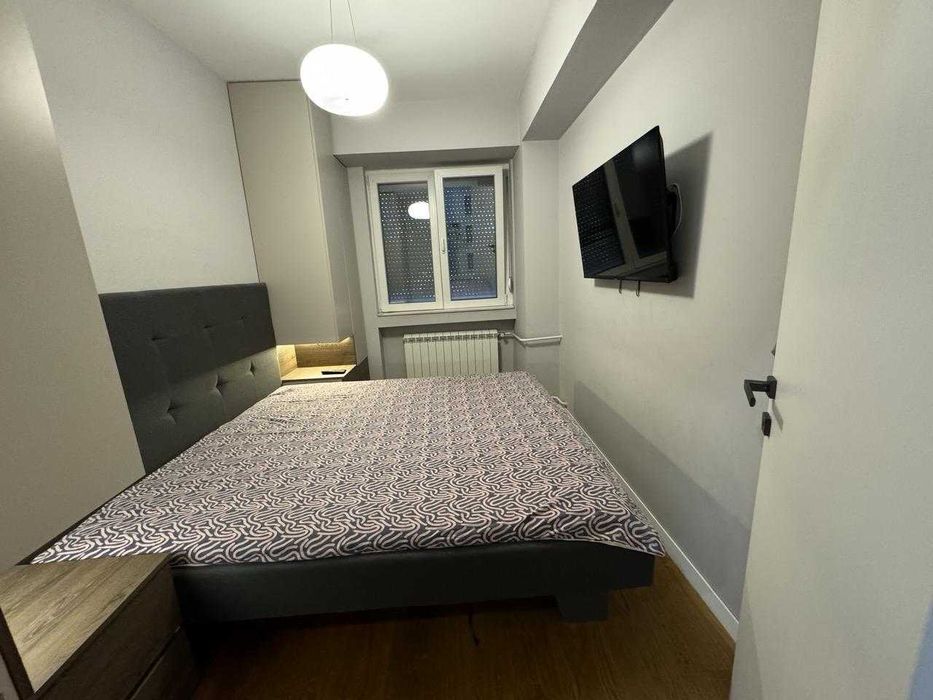 Дава се под наем Двустаен апартамент в Бургас, Славейков - 65 кв.м за 229.5 € - Снимка #4