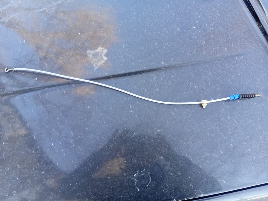 Задний трос ауди 80