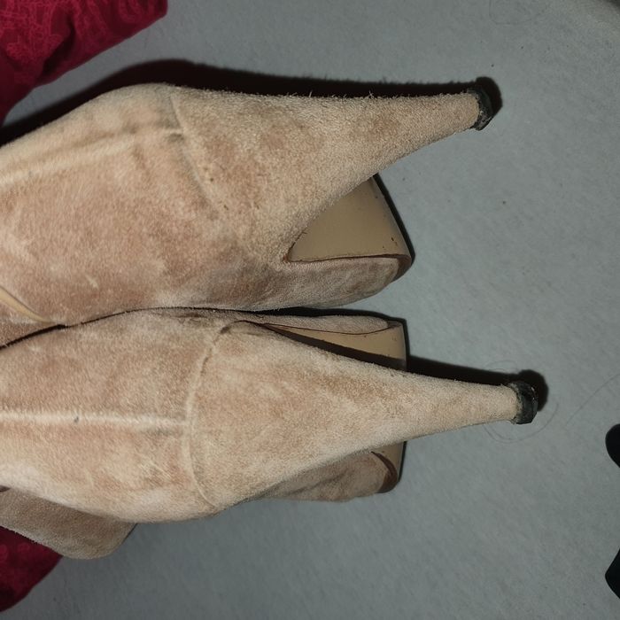 Cizme inalte din piele intoarsa