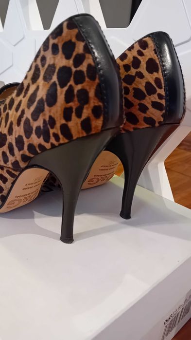 Оригинални боти Dolce&Gabbana-обувани два пъти